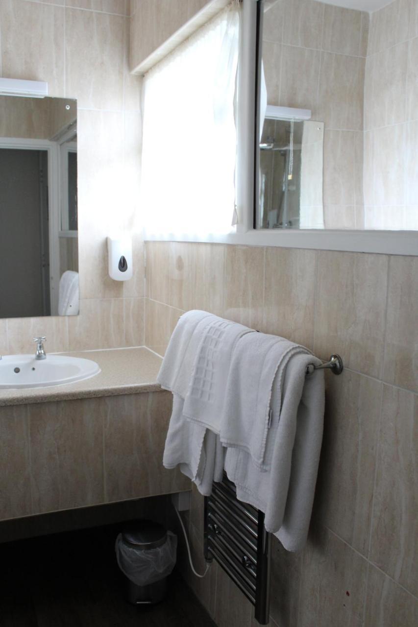 The Town & Country Lodge Dundry Dış mekan fotoğraf