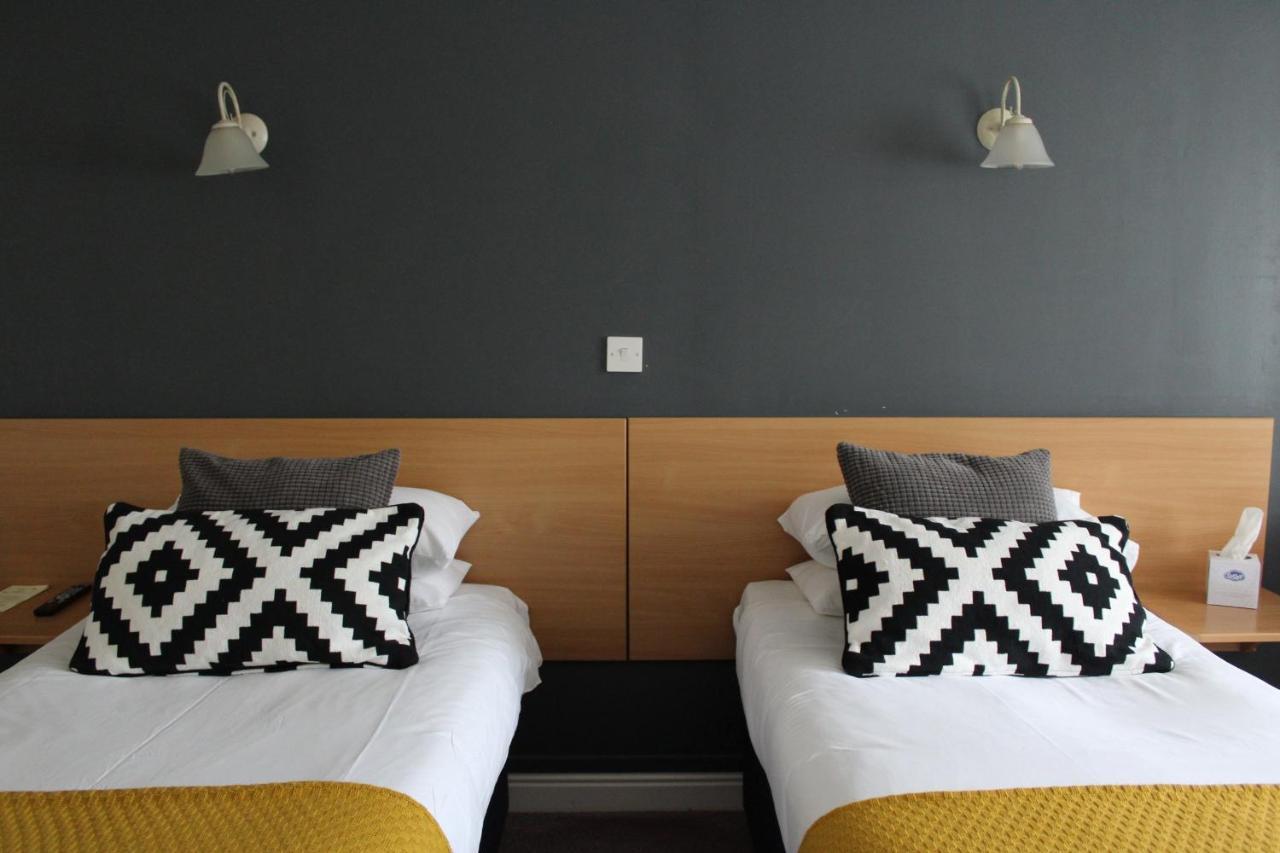 The Town & Country Lodge Dundry Dış mekan fotoğraf