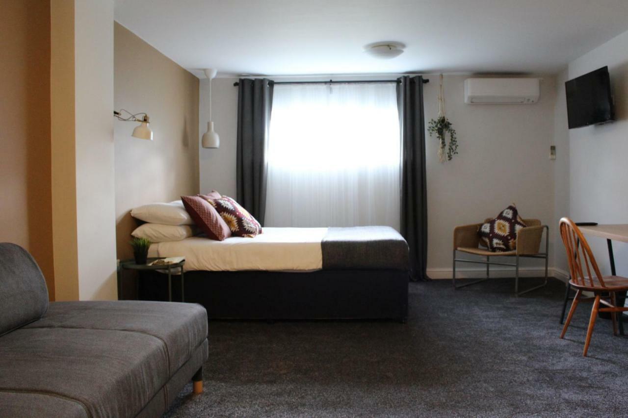 The Town & Country Lodge Dundry Dış mekan fotoğraf